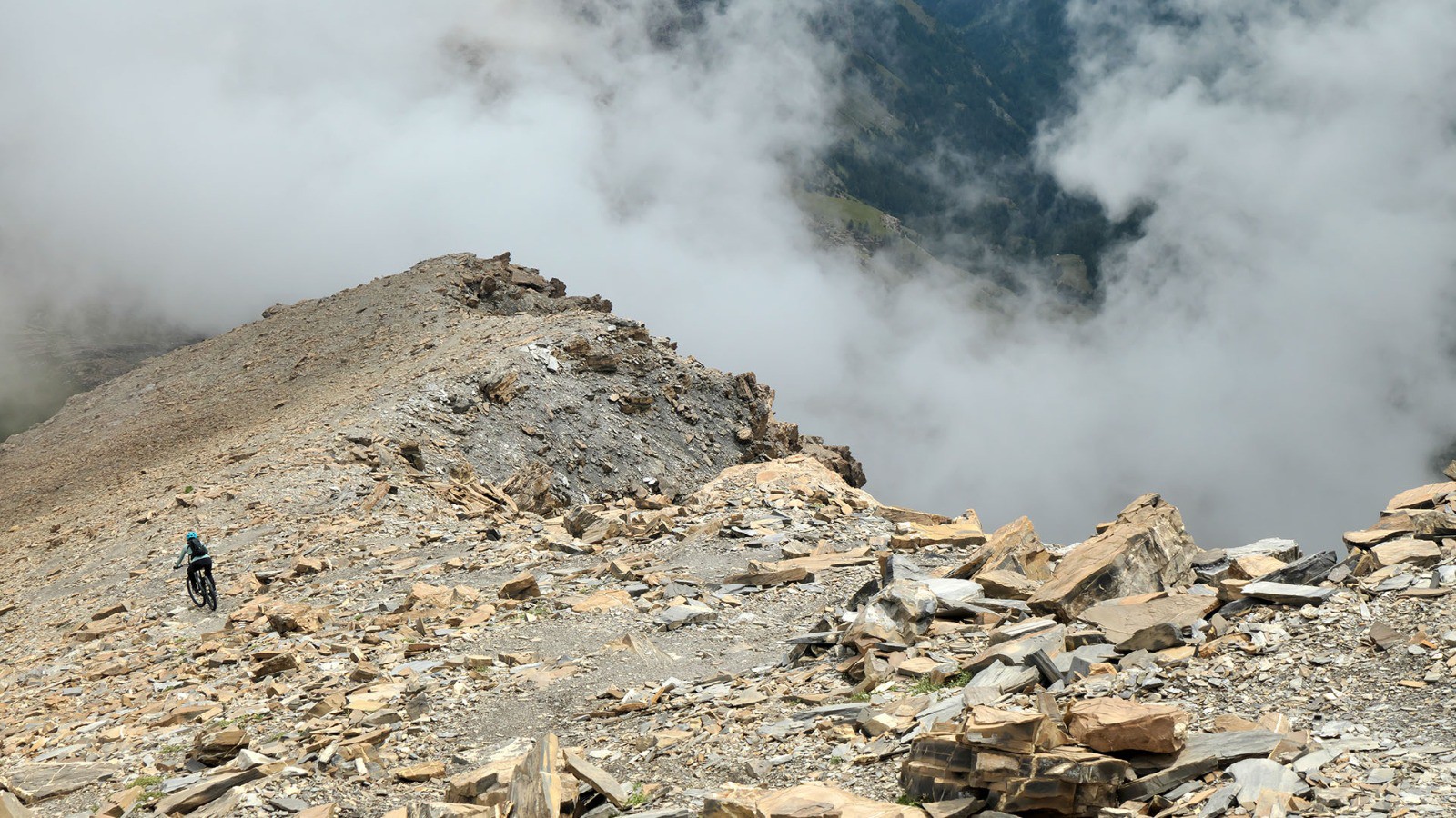 #13 Descente sur la crête SE de Vautisse Descente sur la crête SE de Vautisse