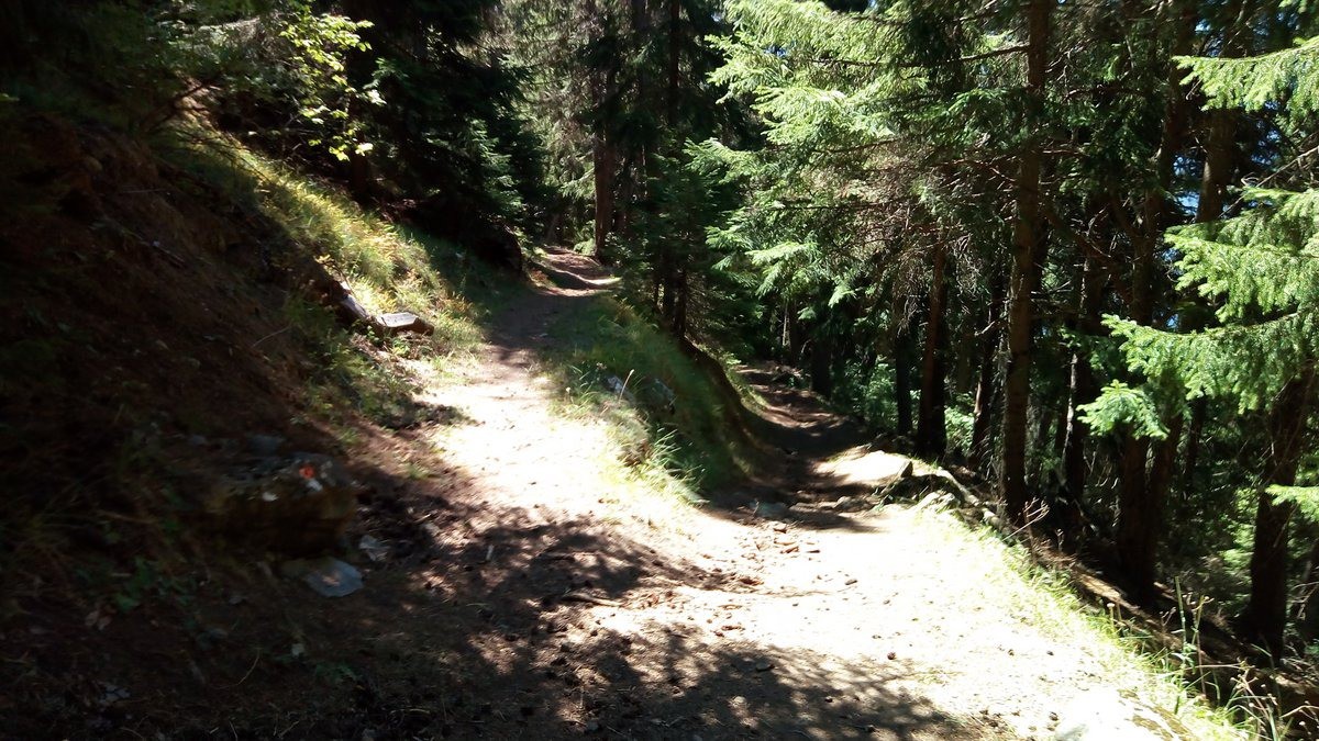 à droite pour l'enduro