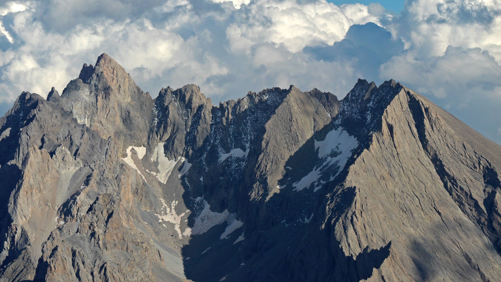 Aiguilles de Chambeyron et Pointe d'Aval