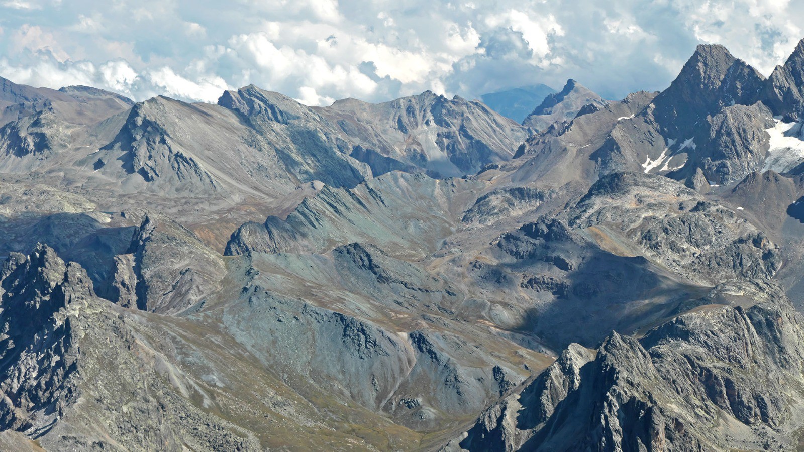 Vue sur le Vallon de Mary (Haute Ubaye)