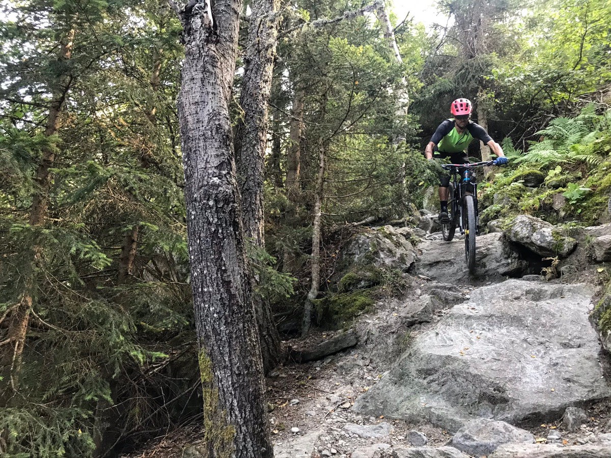 Début du sentier du Chalère