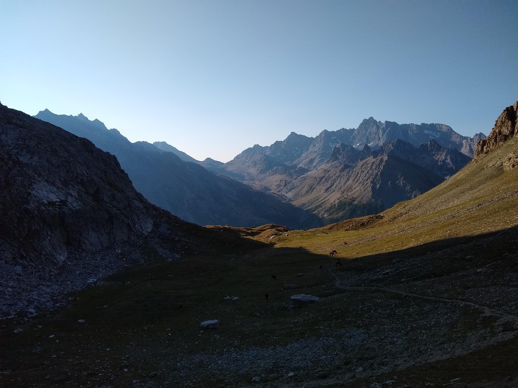 Vallon de Mary, vue dans la montée au Tronchet