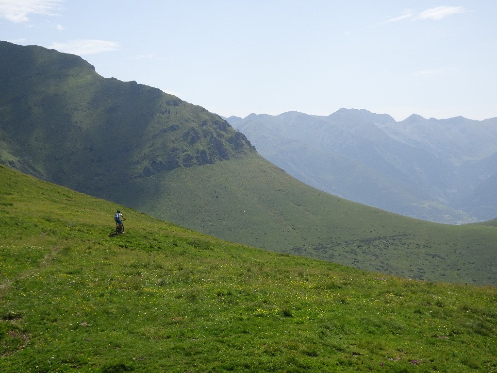 On va "renifler" les singles vers la vallée de Boi