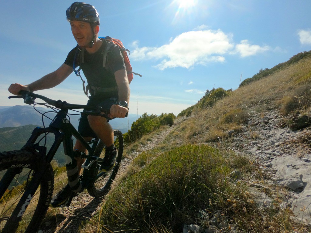 Pierre se régale dans la descente du Couard