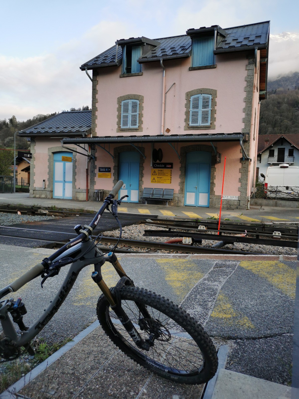 #1 Gare de Chedde Gare de Chedde