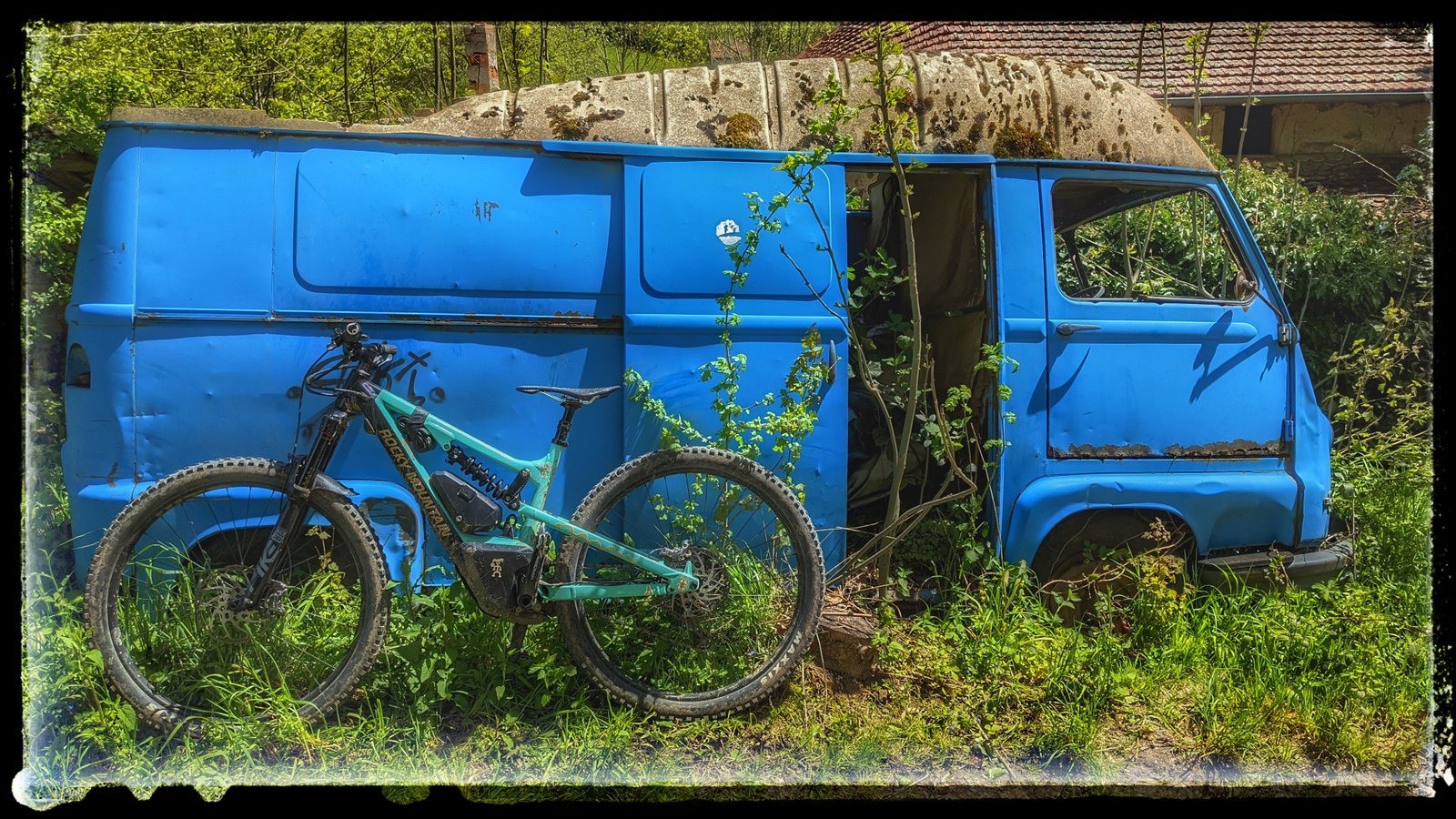 #4 une estafette mais pas de l une estafette mais pas de l'époque à Bonaparte