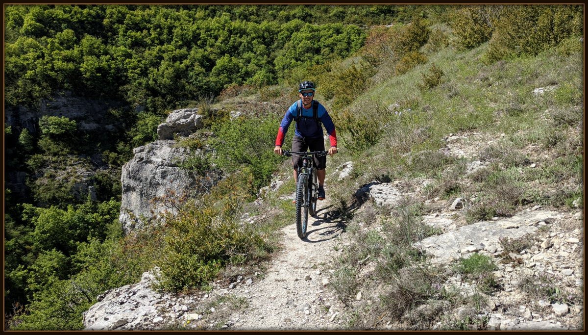 #9 dans les gorges dans les gorges