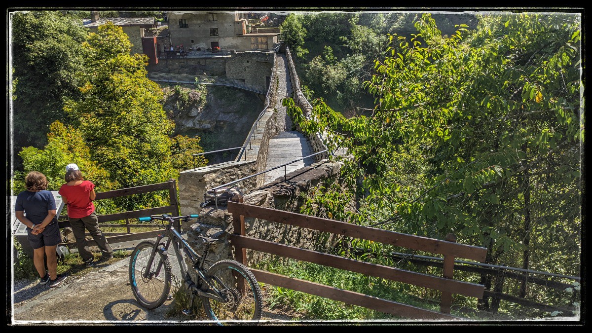 Pont d'Aël