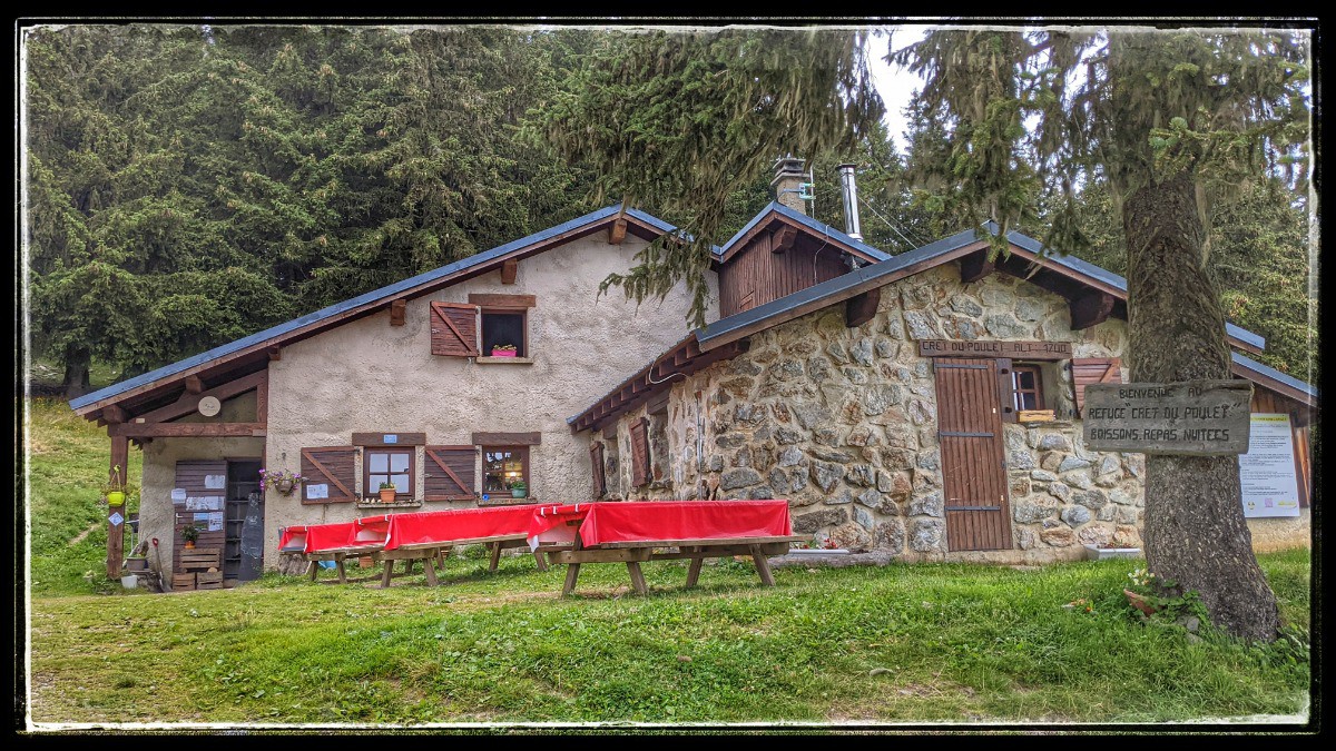 #12 refuge du Crêt du Poulet refuge du Crêt du Poulet