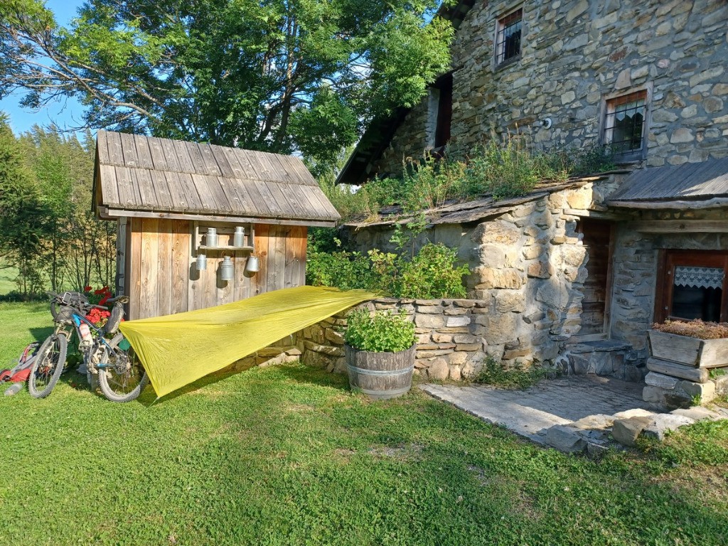 Bivouac à Mikéou (au dessus d'Eygliers)