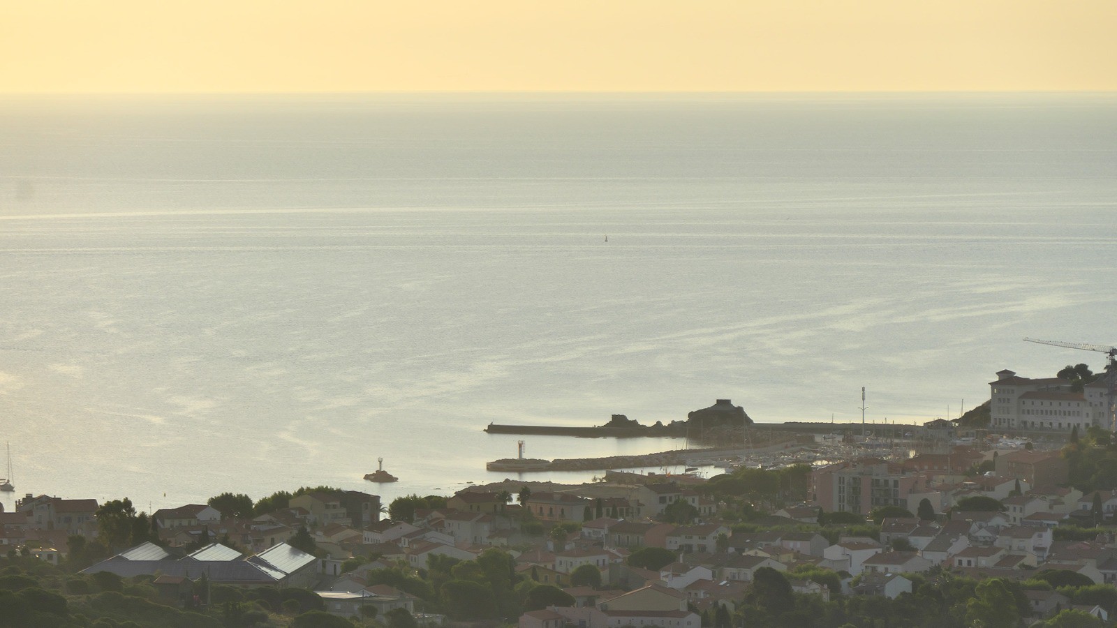 J1, vue sur Banyuls et la Méditerranée