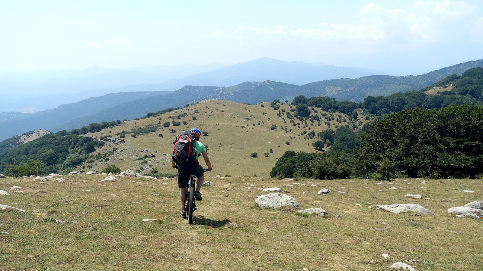 J1, massif des Albères