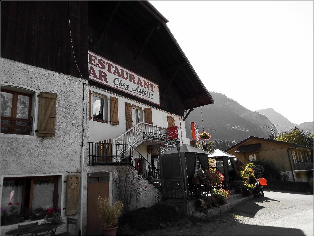 #1 Chez Arlette .................. Chez Arlette ..................