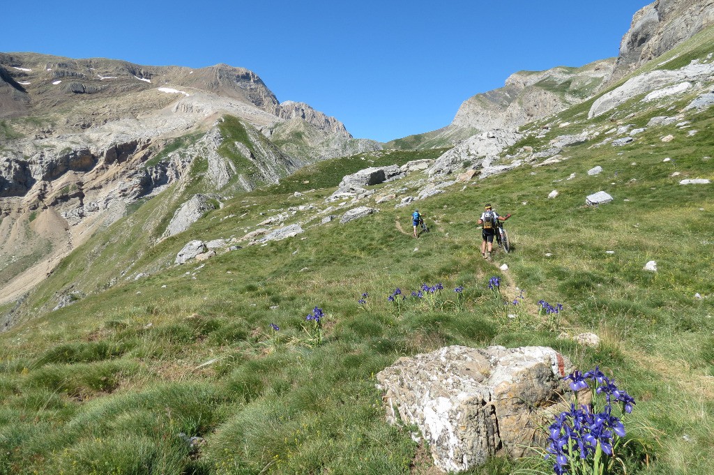 vers le col de tendenera