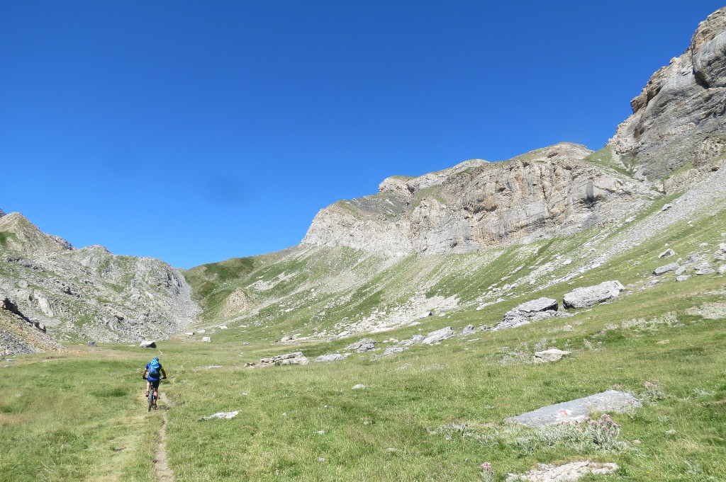 vers le col de tendenera