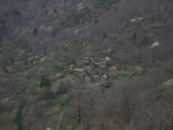 #10 Village de Coulis en contre bas que l Village de Coulis en contre bas que l'on rejoint plus tard