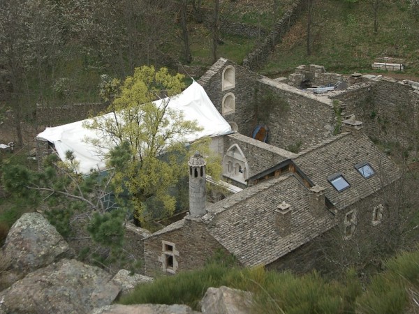 #24 Vieille Abbaye en rénovation Vieille Abbaye en rénovation
