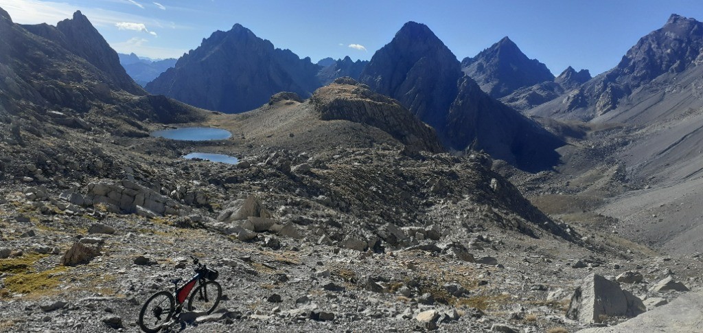 sous le bivouaco vers stropia