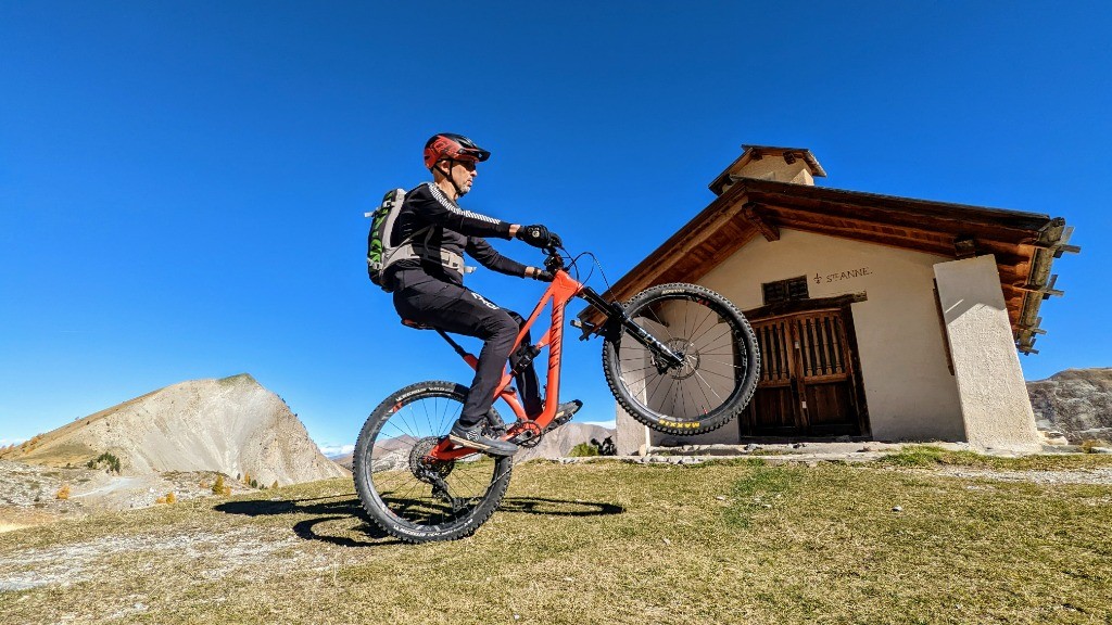 Rv roule sur la Chapelle Saint-Anne