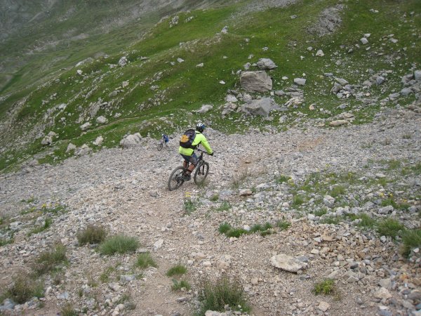 #6 Col du Lauzon : Tout le monde n Col du Lauzon : Tout le monde n'est pas descendu sur le vélo...