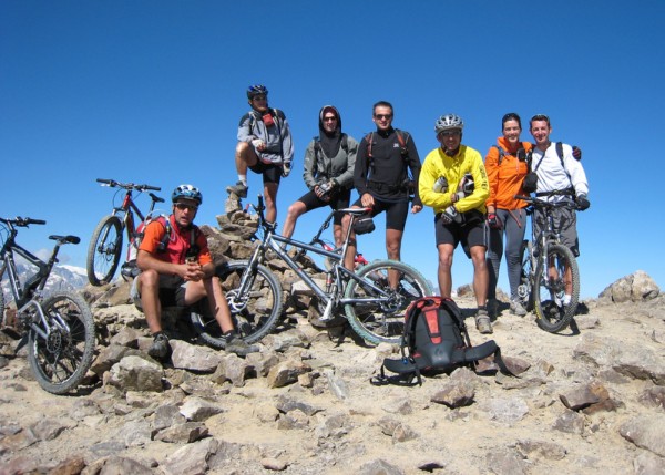 Mont Thabor : Au sommet du Thabor (de gauche à droite) : Sanfroic, Ricil, JBF, Ti'Bougnat, Pierre, Marika et Jip