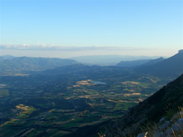 vue du sud des Hautes-alpes : Ceuse, Ceusette et au fond la montagne de Lure