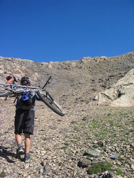 Portage : Cime de la Valette : C'est là haut qu'il faut grimper !!