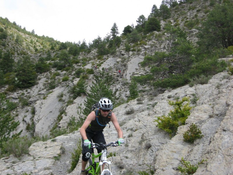 #11 Baisse de Flerel : Descente très technique ! Baisse de Flerel : Descente très technique !