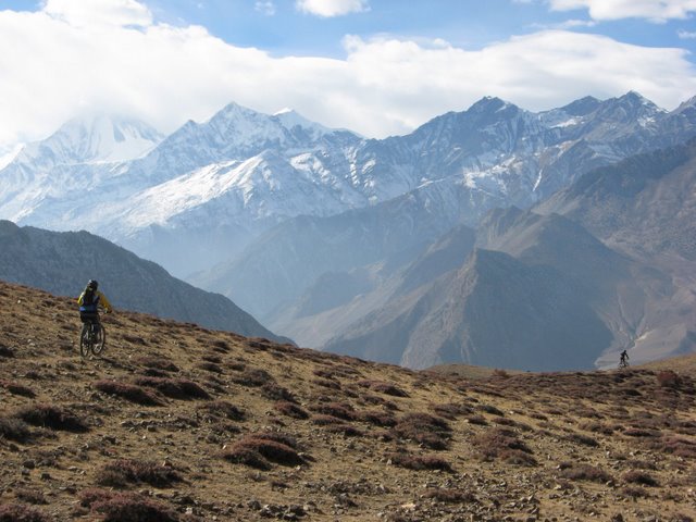 Descente sur Lupra : mais pas trop