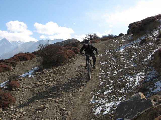 Descente depuis le collet : Tangi dans la descente