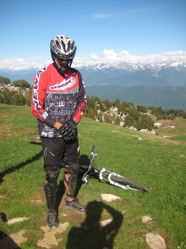 #9 Nouveau Team : Ayé Kekenny n Nouveau Team : Ayé Kekenny n'a plus le monopole de mon image ;-)