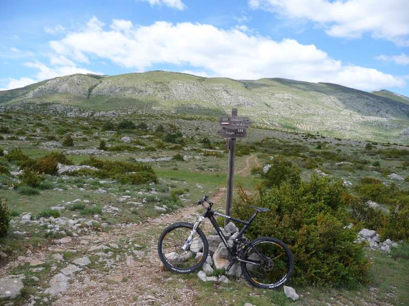 #6 Vallon du Bau : Descente sur Rougon Vallon du Bau : Descente sur Rougon