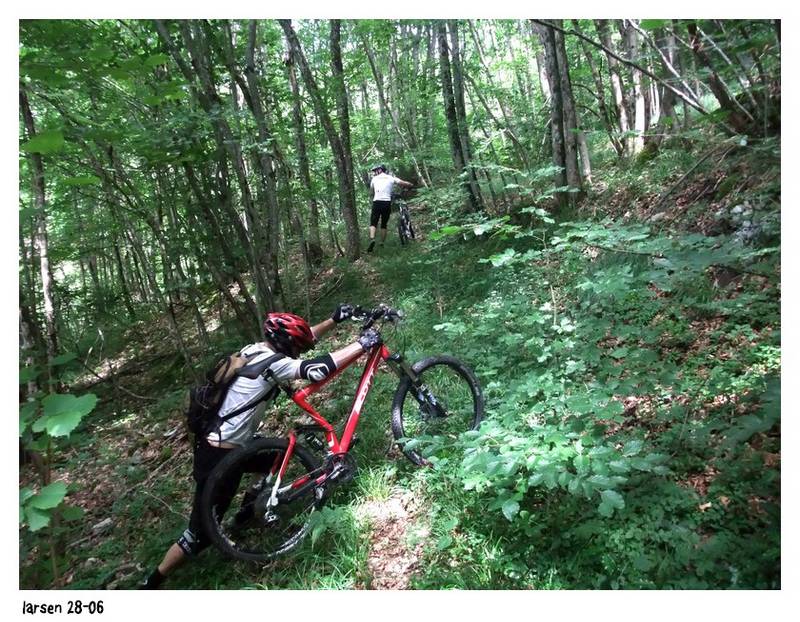 #13 Plateau des Charmilles : C Plateau des Charmilles : C'est où la sortie!
