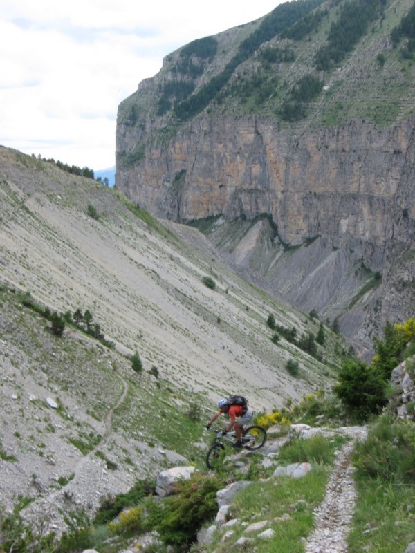 #8 Colmars -> Villeplane : Descente sur les cabanes du Prey Colmars -> Villeplane : Descente sur les cabanes du Prey