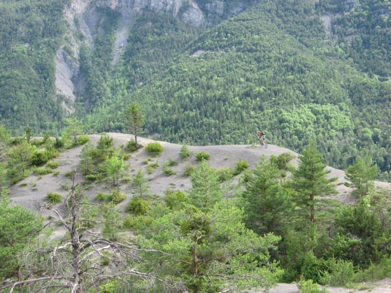 Villeplane -> Sussis : Spéciale des terres noires de Chateauneuf d'Entraune