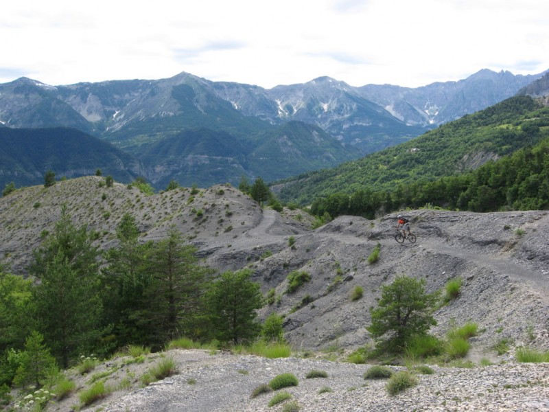 Villeplane -> Sussis : Spéciale des terres noires de Chateauneuf d'Entraune