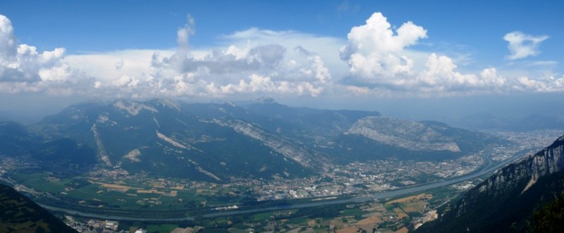 Panorama : Belle vue sur Grenoble et la Chartreuse