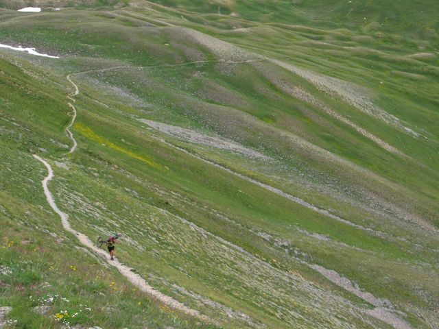 #25 remontée : au col de Dormillouse depuis les Baisses remontée : au col de Dormillouse depuis les Baisses