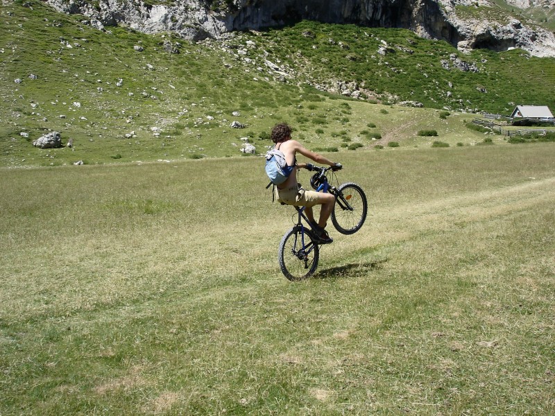 Stan en wheeling : Dans le cirque (c'est le cas de le dire! :-D ) du Morgon