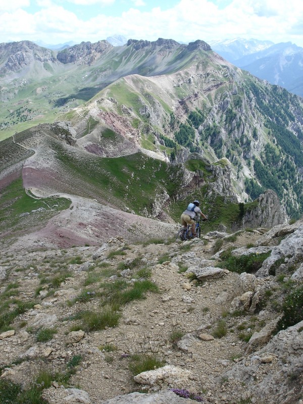 Sous le sommet : Stan, dans son élément!
Passage bien technique, chapeau bas pour la maîtrise du sujet! ;-)