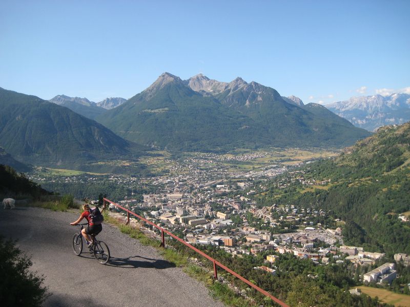 #1 Briançon : On domine bien la ville. Briançon : On domine bien la ville.