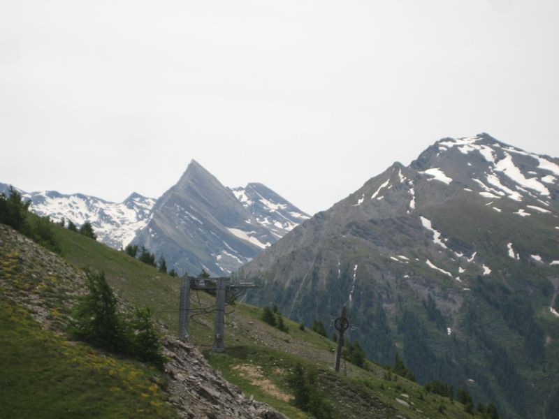 #6 La Taillante : Plus de neige près de la frontière. La Taillante : Plus de neige près de la frontière.