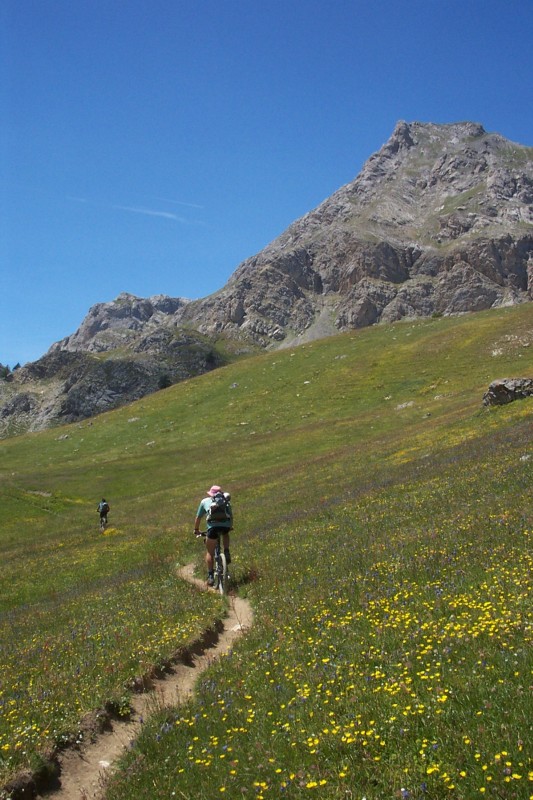 Montée au col de Vallouise : Puis on repart vers le col de Vallouise