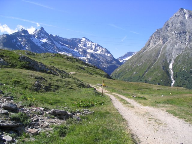 piste : piste depuis le col du Petit Mont-Cenis