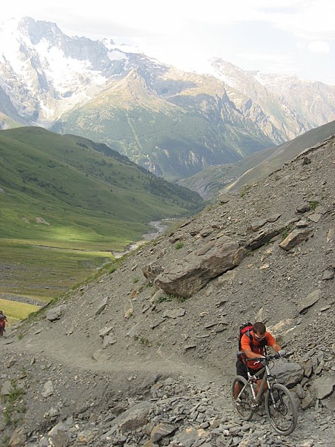 #1 Accès au Lac du Goléon : Bien lisse mais très raide Accès au Lac du Goléon : Bien lisse mais très raide