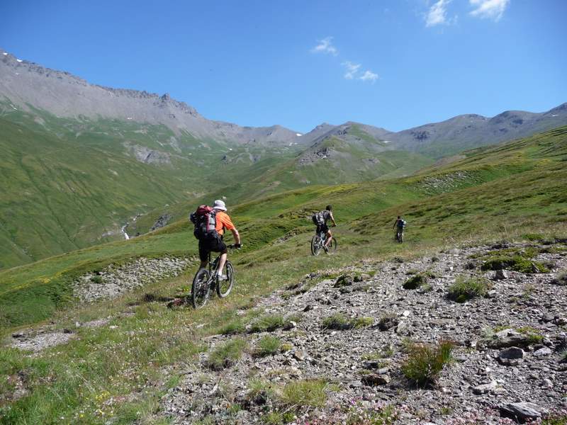 Col de Rasis : Montée bucolique vers le col de Rasis