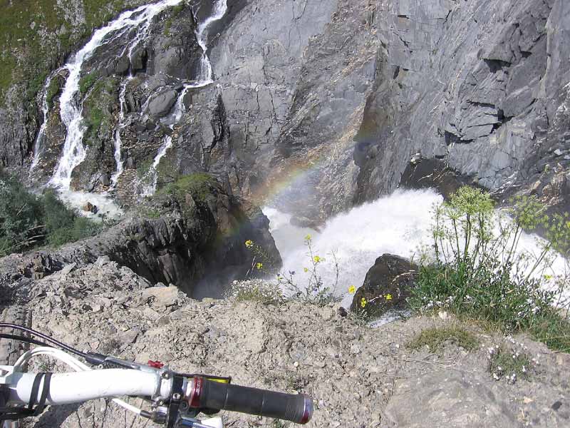 #28 Raid 4 jours : Cascade du Ferrand. Virage a ne pas rater... Raid 4 jours : Cascade du Ferrand. Virage a ne pas rater...