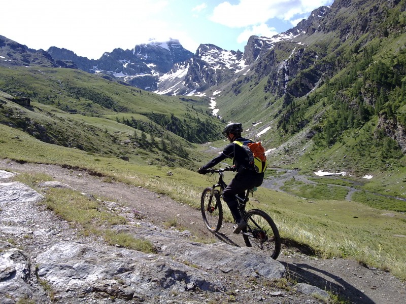 #14 avant le col valante : pour illustrer la variante en monté pour acceder au refuge sous le viso. tres peu d portage, si on ne s avant le col valante : pour illustrer la variante en monté pour acceder au refuge sous le viso. tres peu d portage, si on ne s'economise pas trop