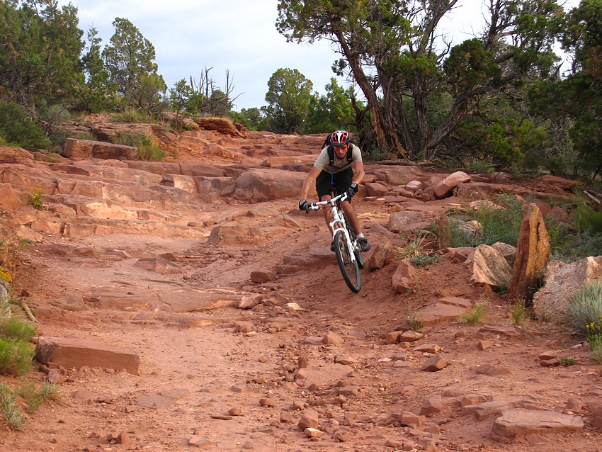 #6 Porcupine rim trail : double-track cassante Porcupine rim trail : double-track cassante