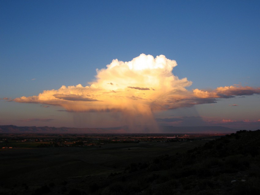 Moore fun : Orage sur les Bookcliffs